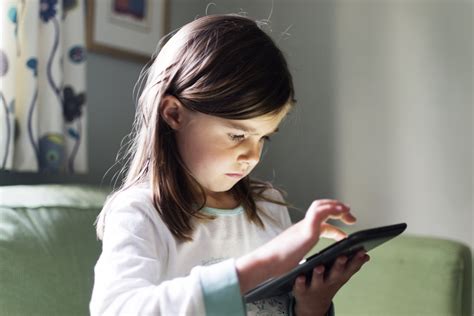 Screen time limits for children's digital devices